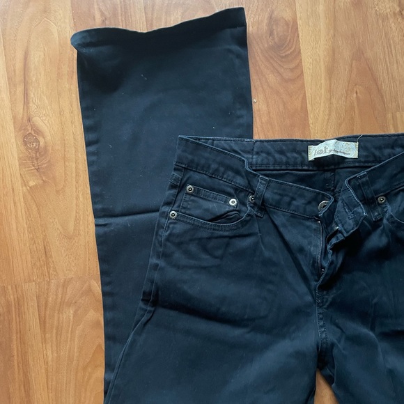 L.E.I. black very slight bootcut jeans - Picture 6 of 7